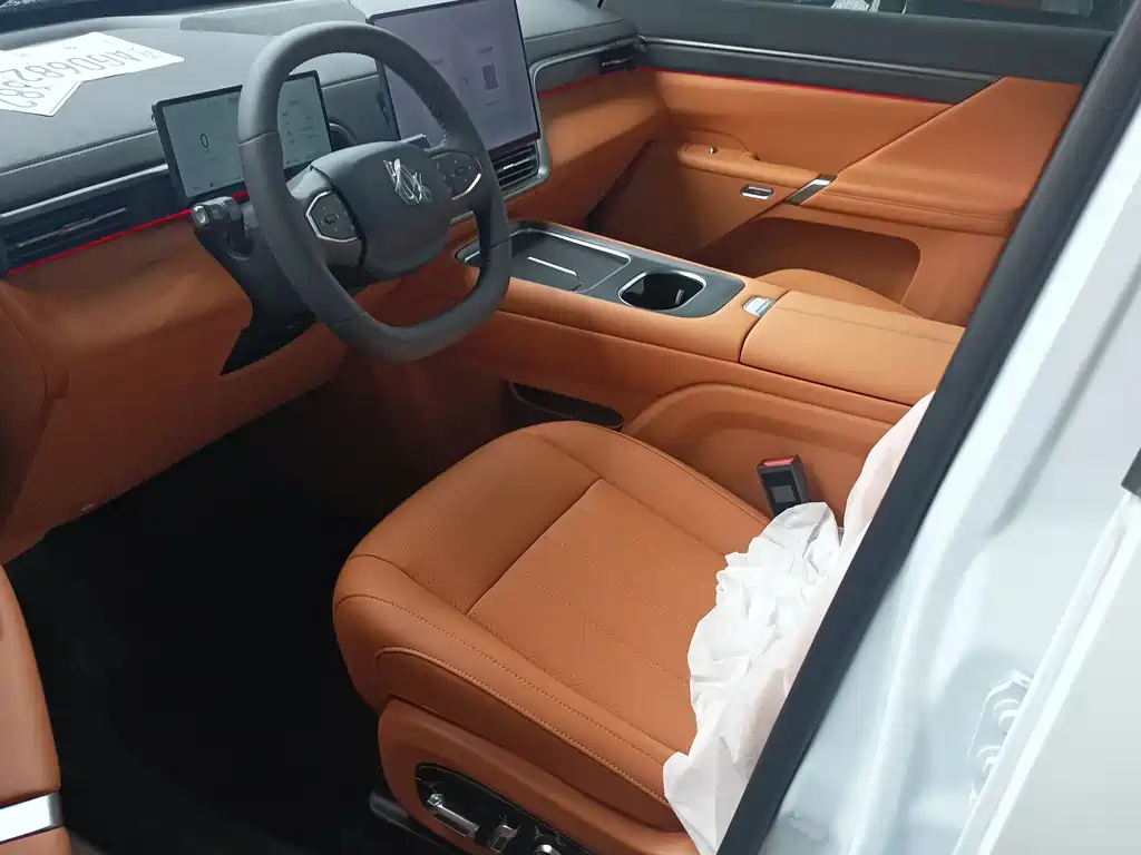 Dongfeng eπ008 2026 мест