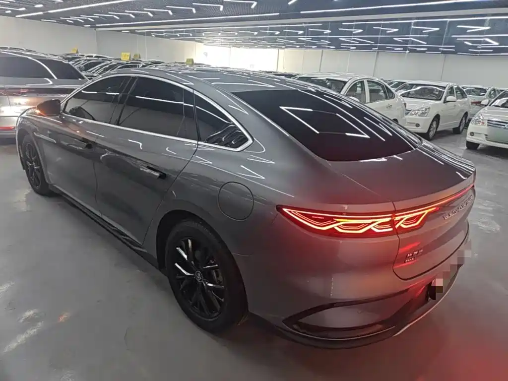 BYD Han 2023 DM-i Champion 121KM Luxury
