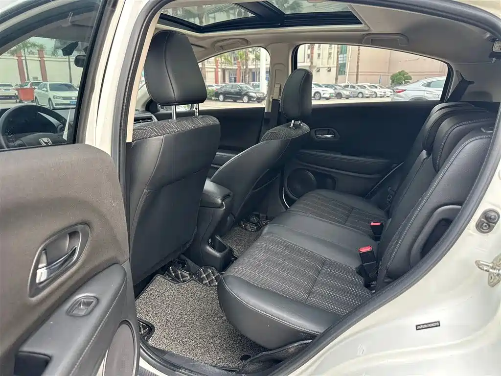 Honda Vezel 2017 1.8L CVT
