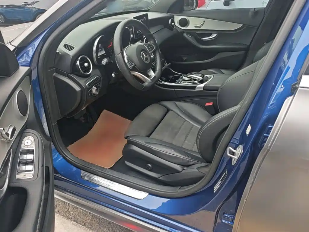 Mercedes-Benz C-Class — миниатюра 16