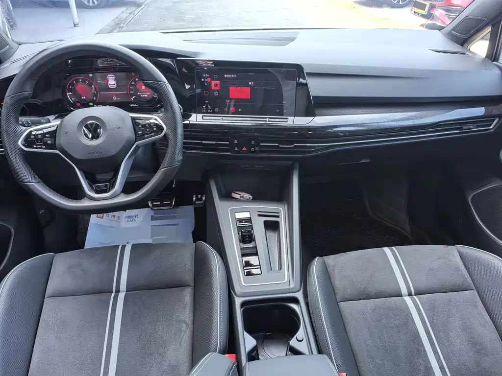 Volkswagen Golf — миниатюра 7