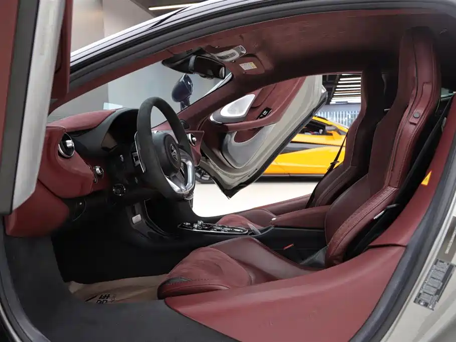McLaren GT 2019 4.0T