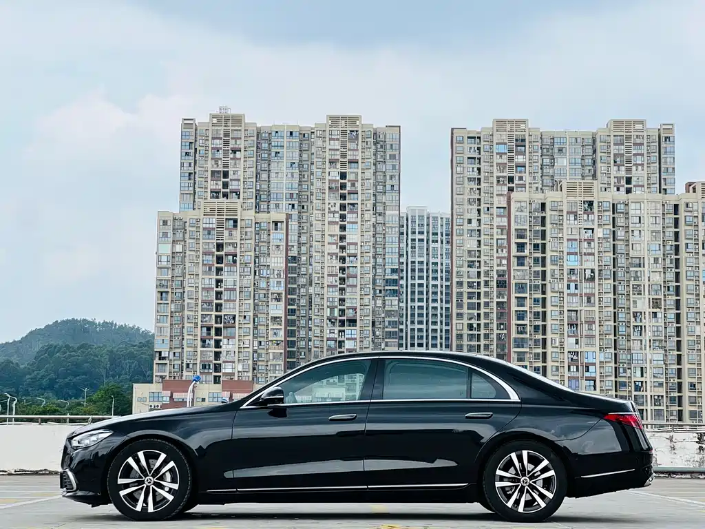 Mercedes-Benz S-Class — миниатюра 12