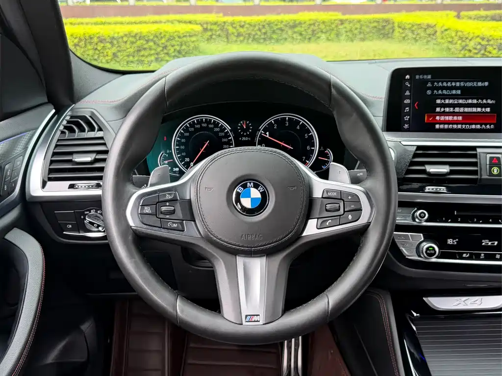 BMW X4 — миниатюра 10