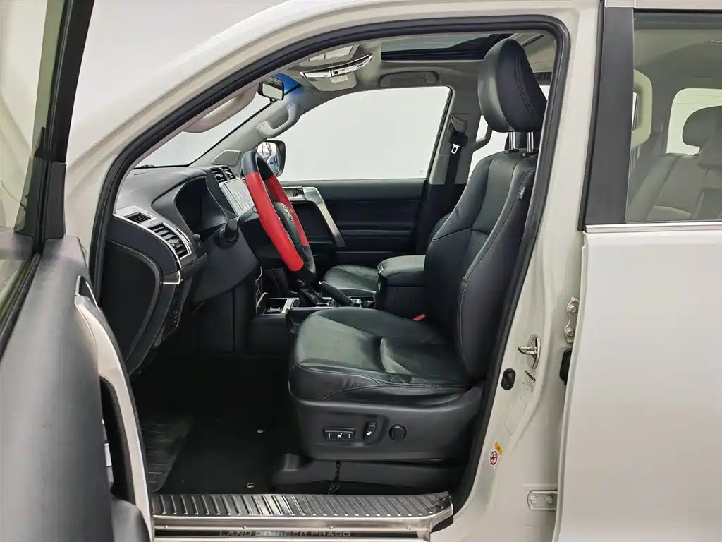 Toyota Land Cruiser Prado 2018 3.5L AT TX-L