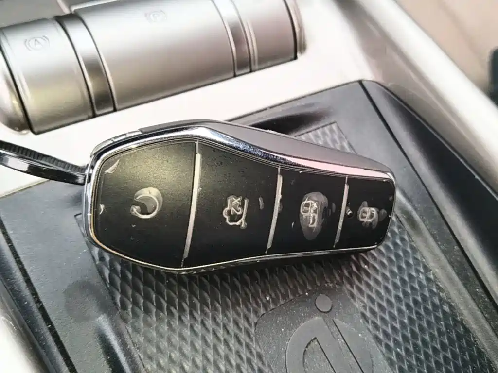 BYD Dolphin — миниатюра 9