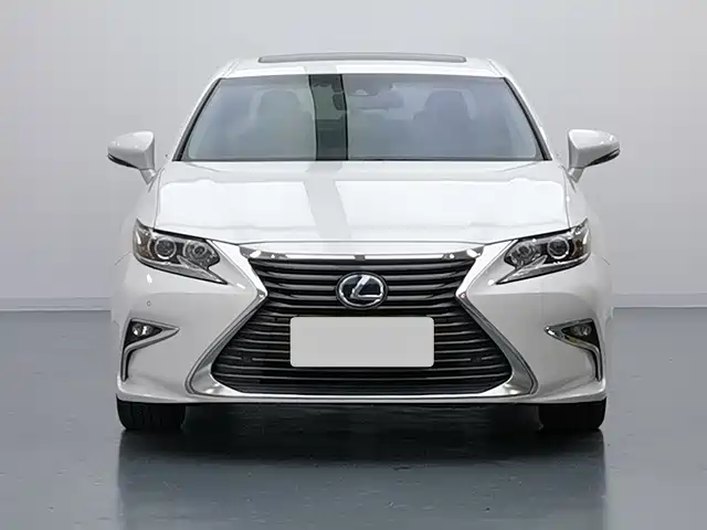 Lexus ES 2017