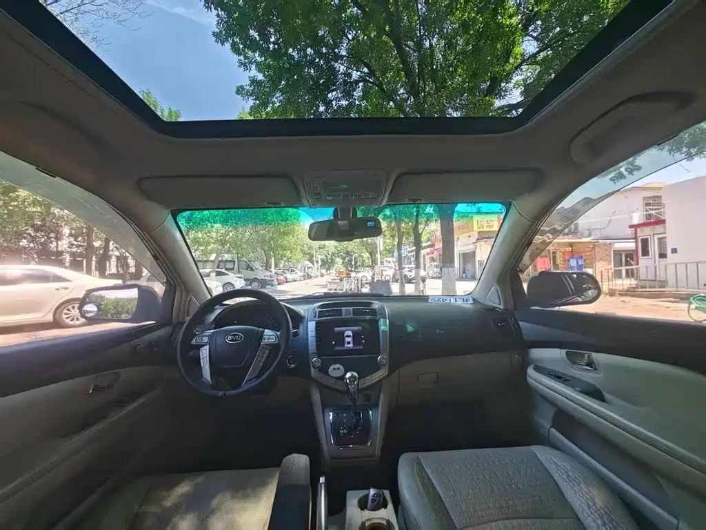 BYD S6 2011 2.4L AT Premium