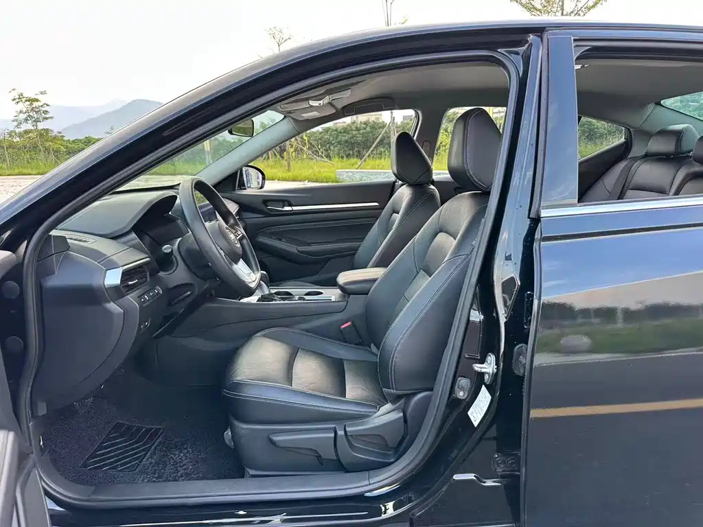 Nissan Teana - фото 23