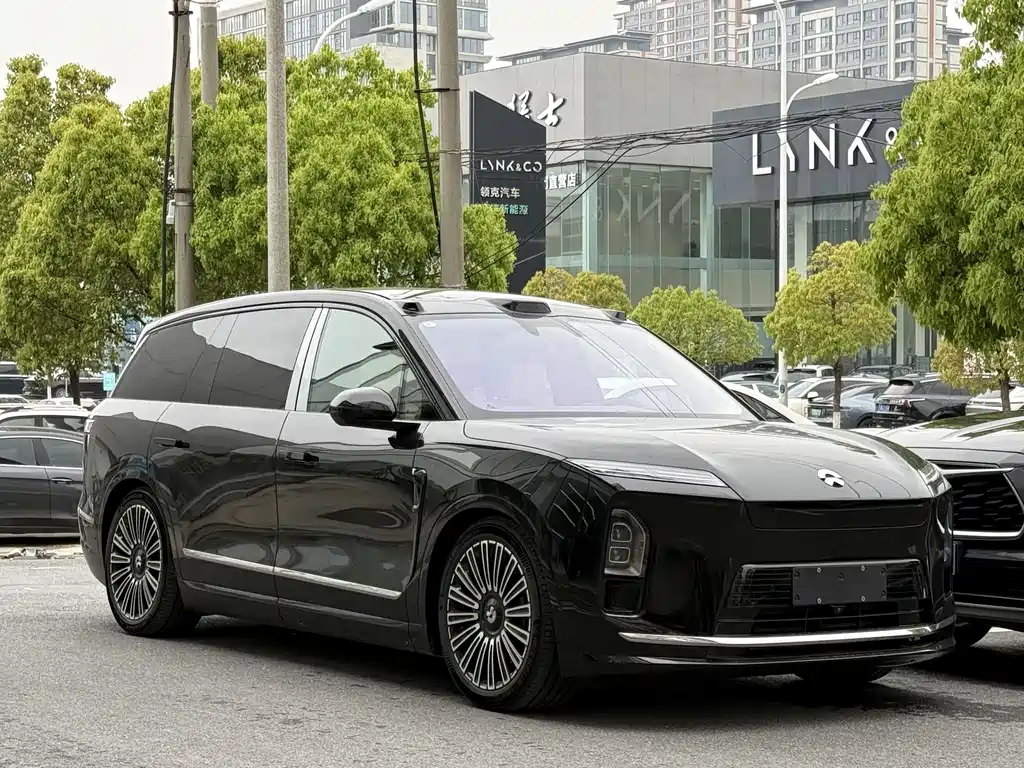 NIO ES8 2026 мест Executive Luxury