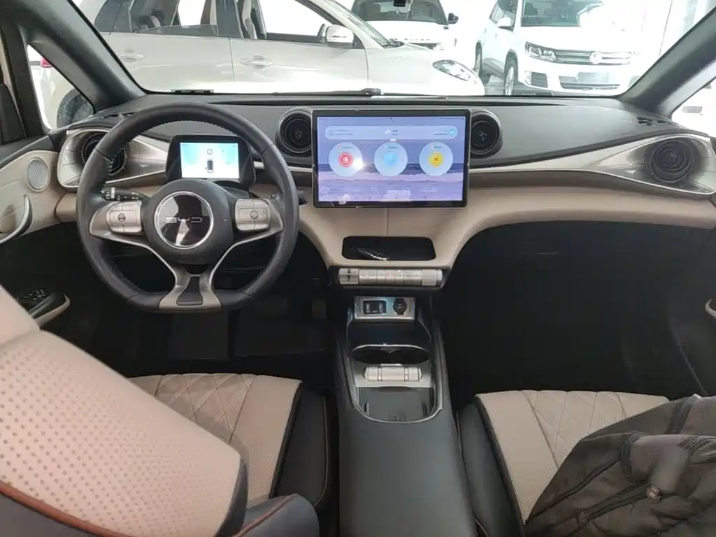 BYD Dolphin — миниатюра 10