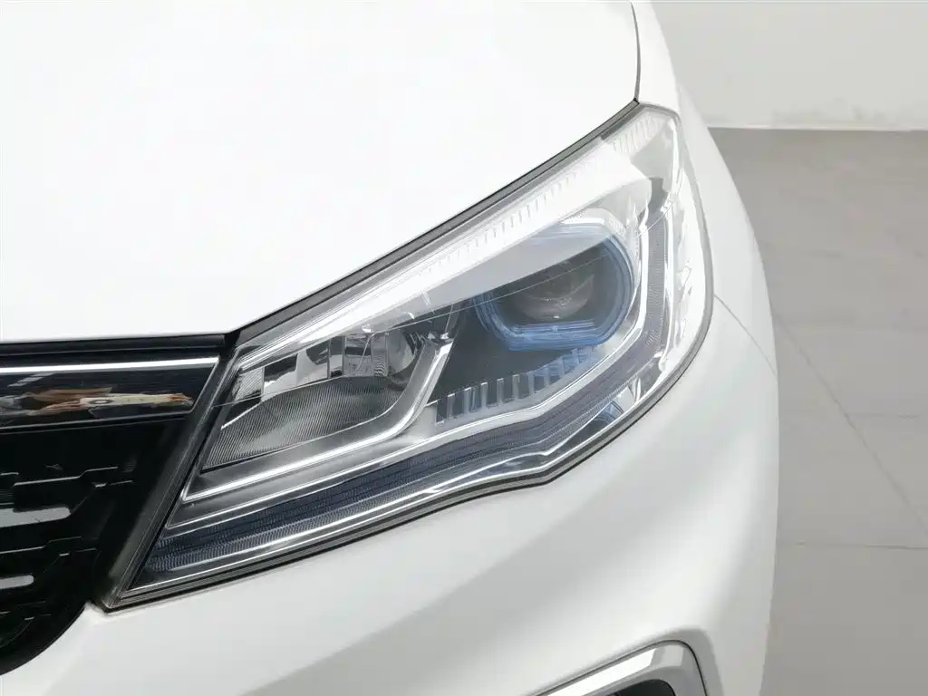 Changfeng CS9 2017 1.5L MT