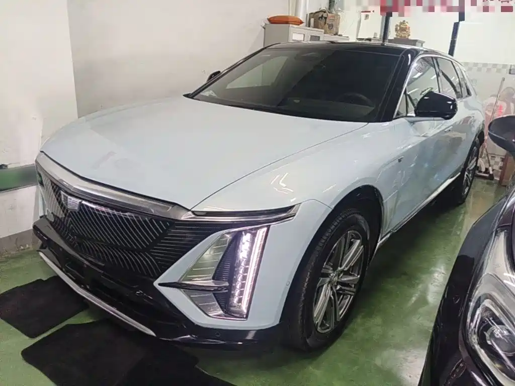 Cadillac Lyriq — миниатюра 2
