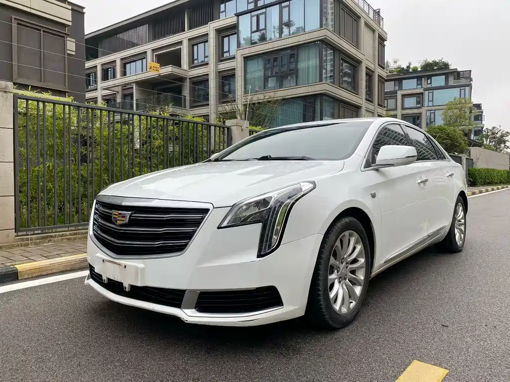 Cadillac XTS 2018 28T