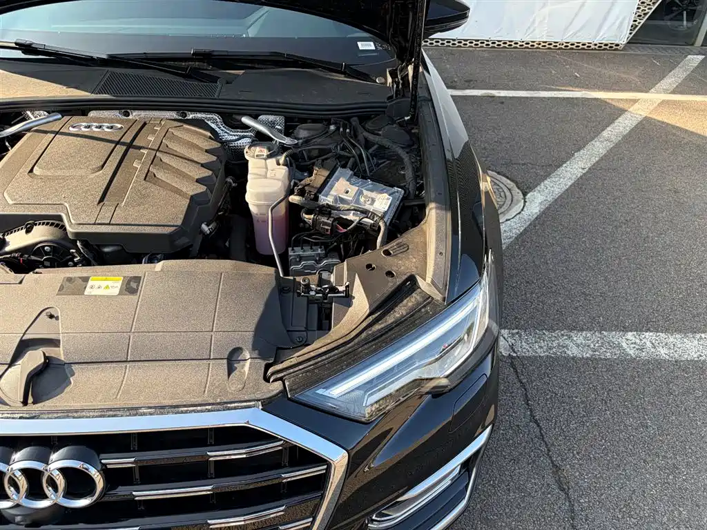 Audi A6L 2025 45 TFSI