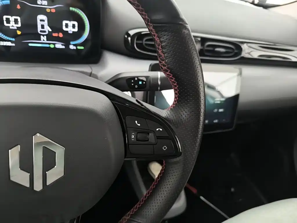 Leapmotor Leapmotor T03 — миниатюра 14