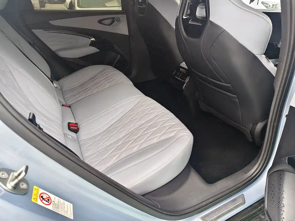 BYD Seal — миниатюра 4
