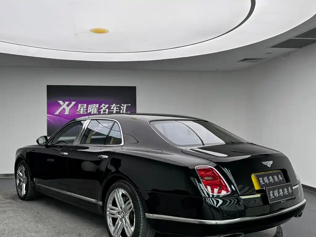 Bentley Mulsanne — миниатюра 9
