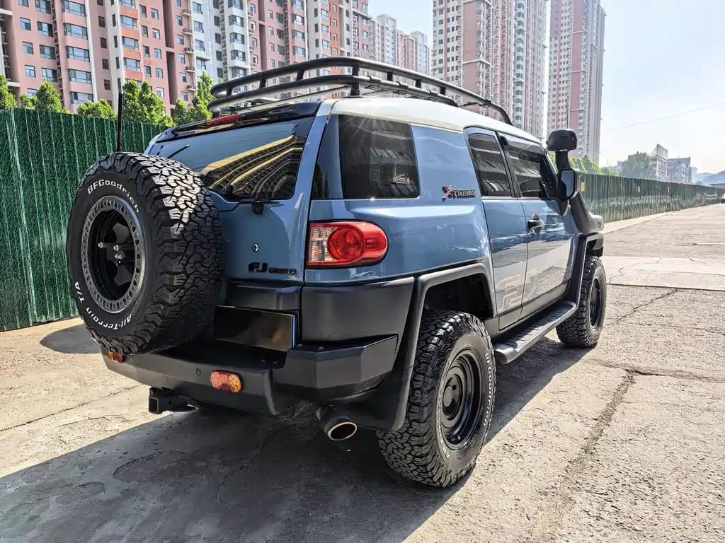 Toyota FJ Cruiser FJ 2020 4.0L AT