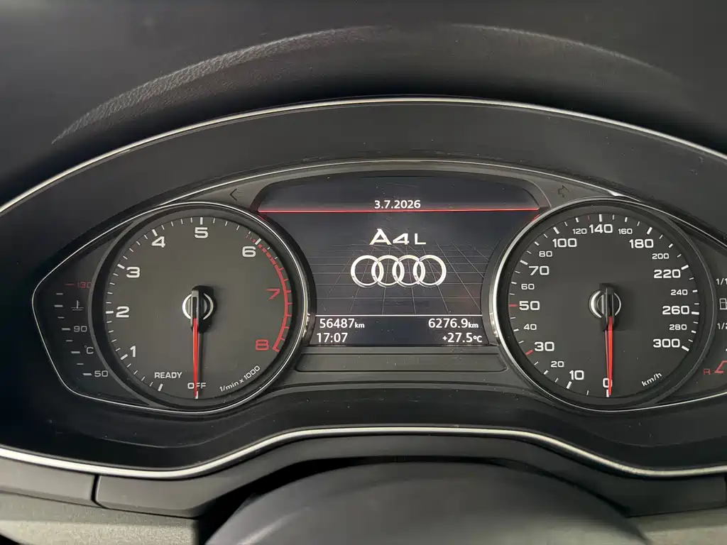 Audi A4L 2019 40 TFSI V
