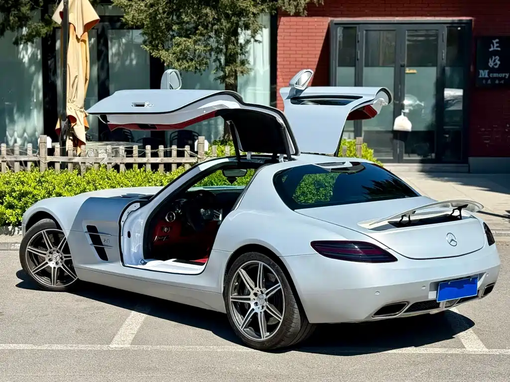 Mercedes-Benz SL S-Class A MG SLS AMG 2011 SLS AMG