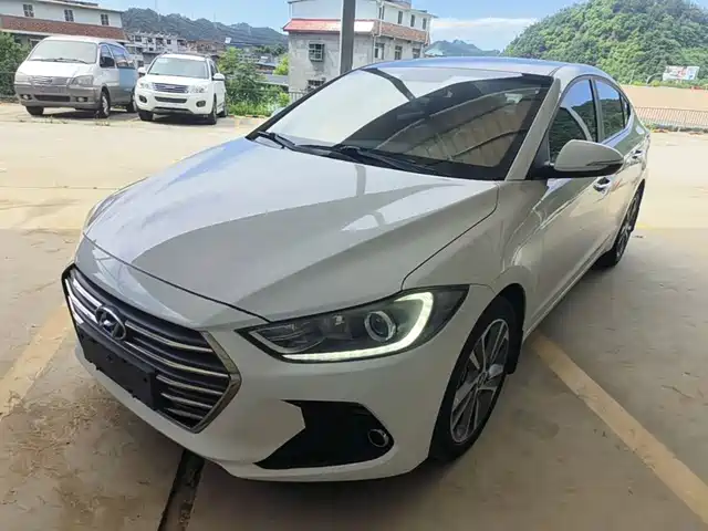 Hyundai Elantra Langdong