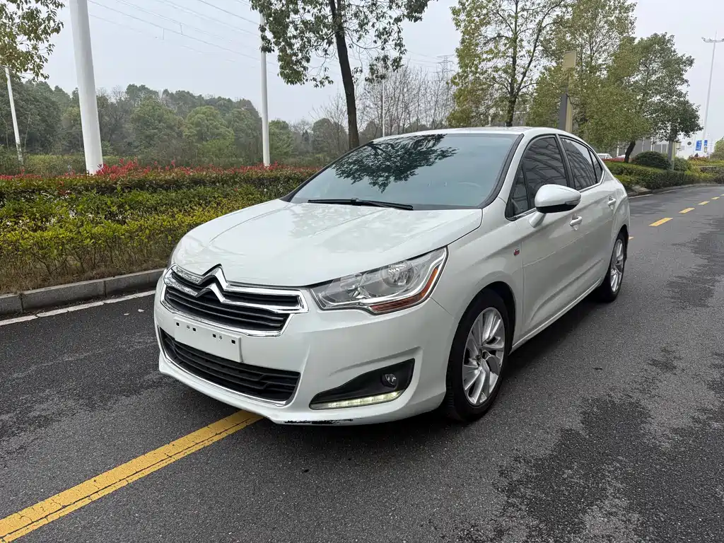 Citroen C4L 2014