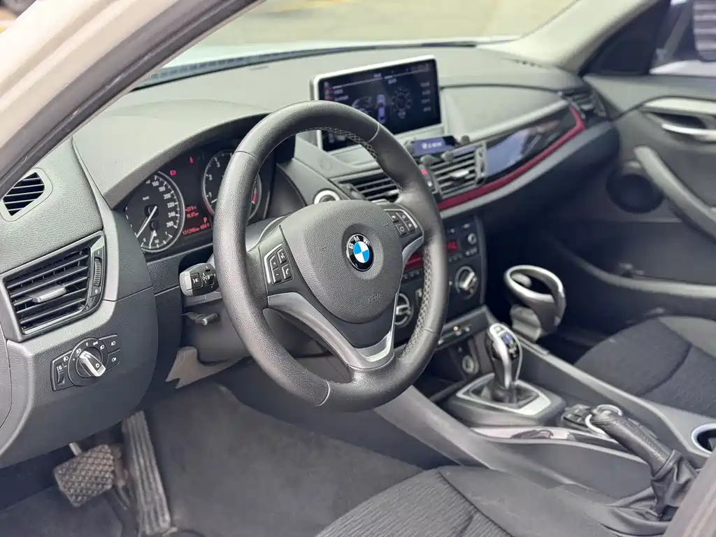 BMW X1 2015 sDrive18i Fashion