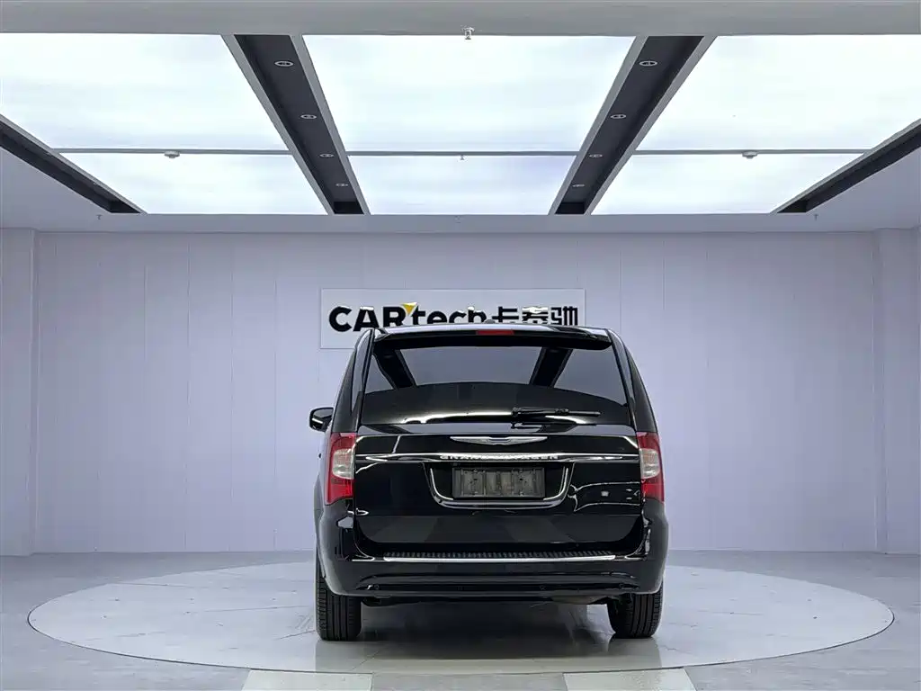Chrysler Grand Voyager 2014 3.6L Comfort