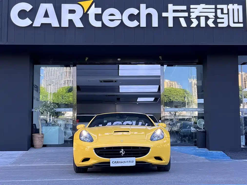 Ferrari California T 2009 4.3L