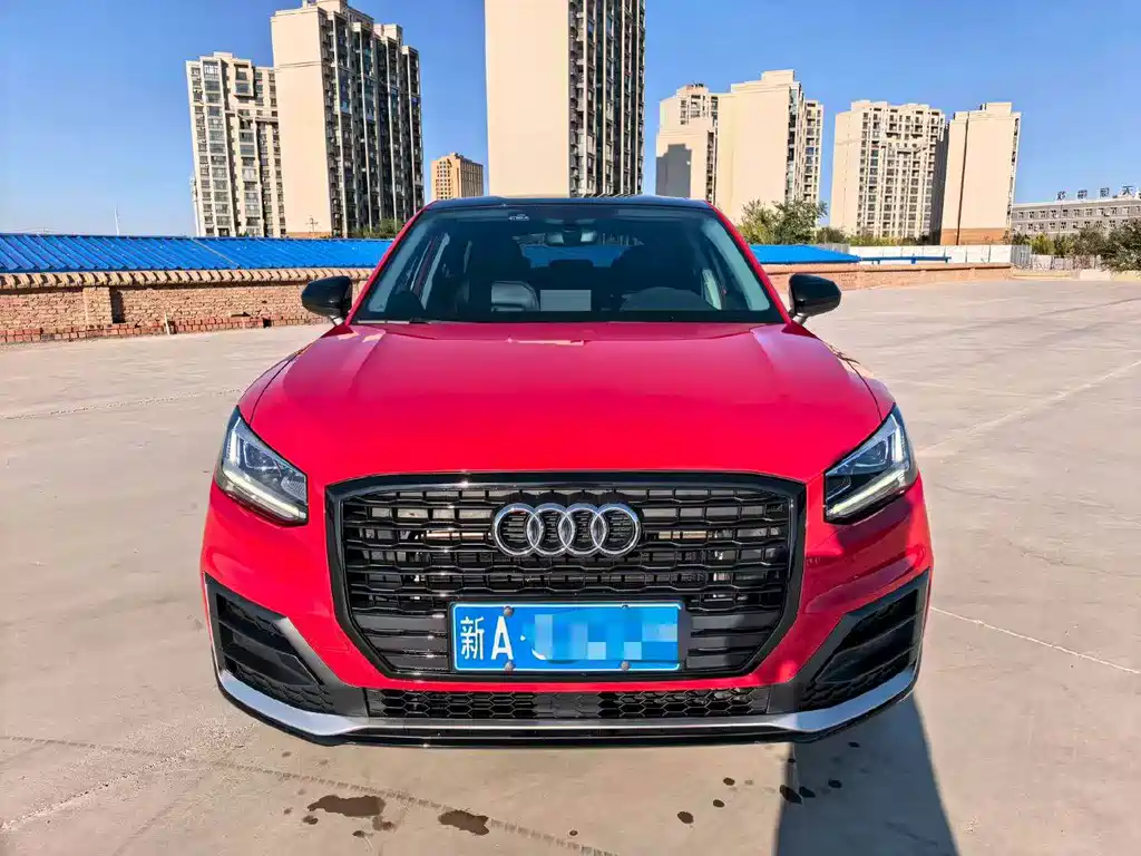 Audi Q2L — миниатюра 2