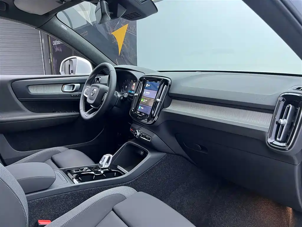 Volvo XC40 — фотографии объявления, Фото 21