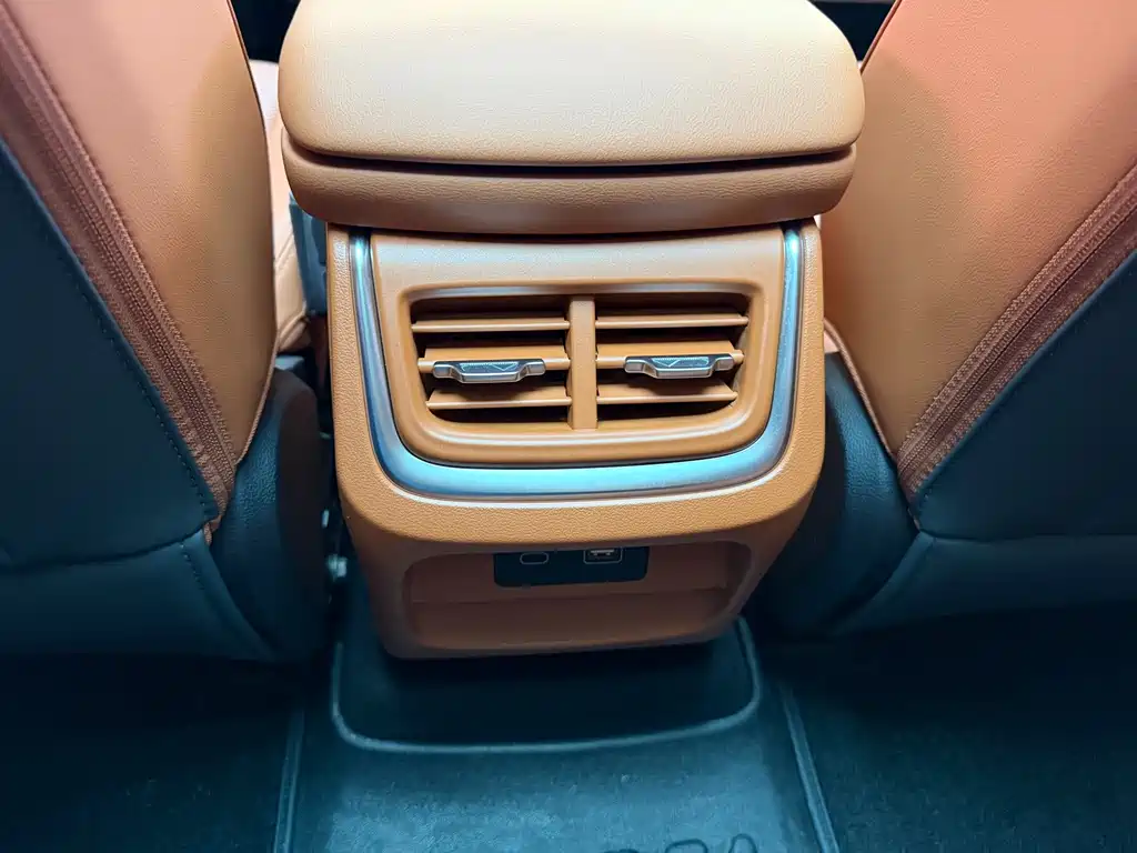 Haval Xiaolong MAX — миниатюра 13