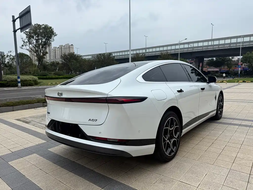 Qiyuan Qiyuan A07 — миниатюра 12