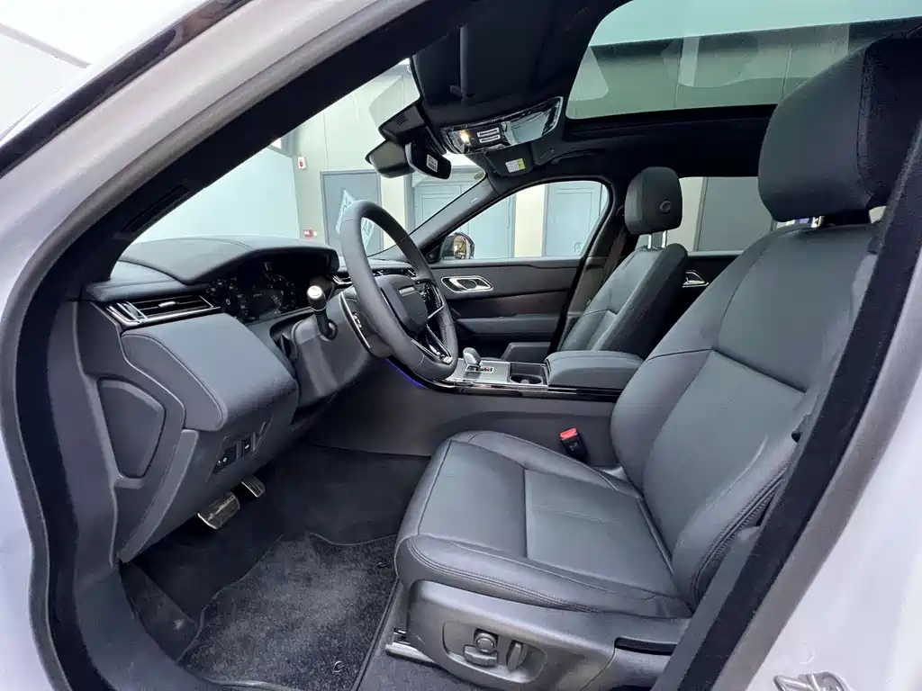 Land Rover Range Rover Velar 2026 250PS Dynamic SE