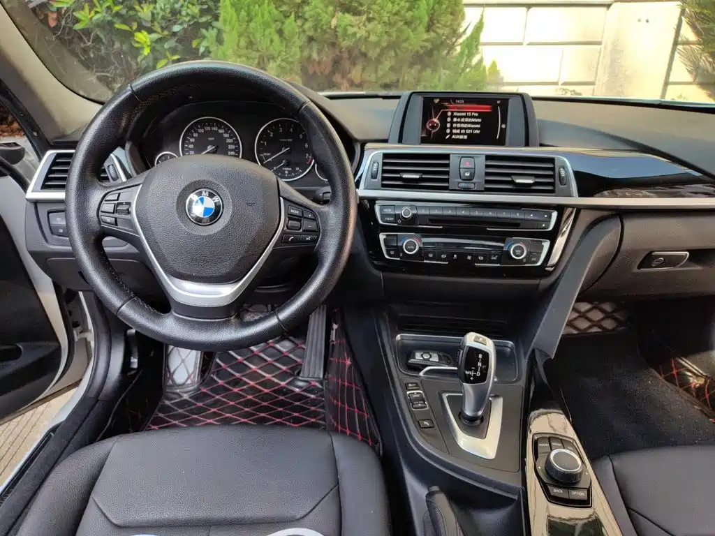 BMW 3 Series — миниатюра 13