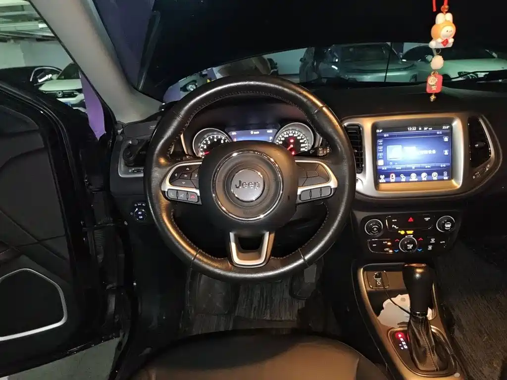 Jeep Compass — миниатюра 6