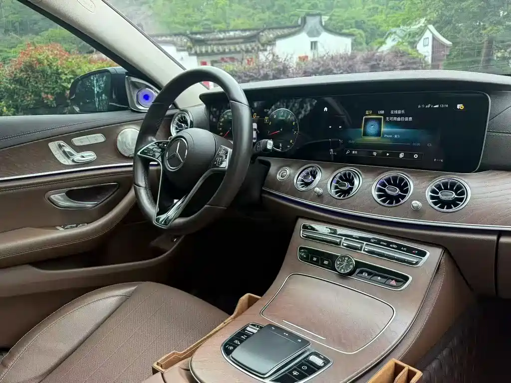 Mercedes-Benz E-Class E 2023 E 300 L Luxury
