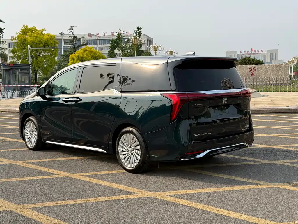 Buick Century 2023 2.0T мест