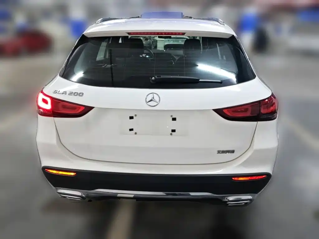 Mercedes-Benz GLA — миниатюра 8