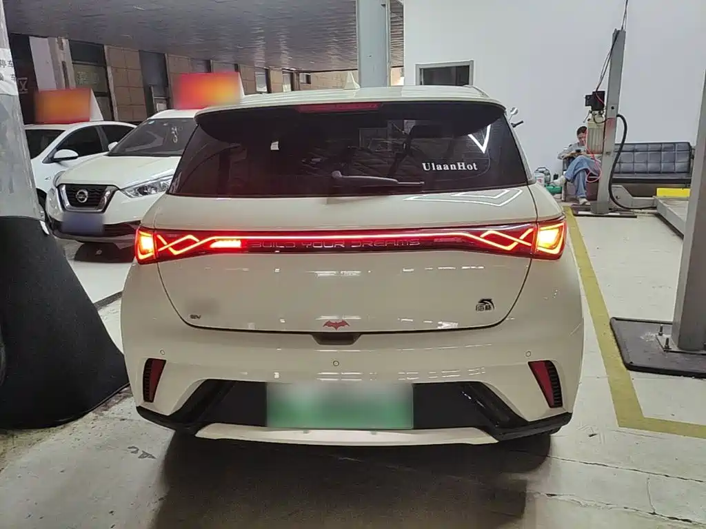 BYD Dolphin — миниатюра 6