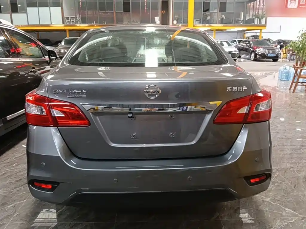 Nissan Sylphy — миниатюра 6
