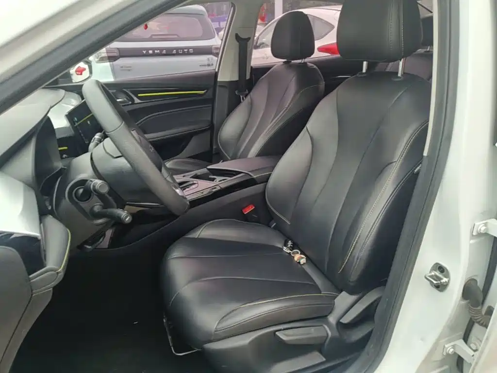 Roewe i5 — миниатюра 15