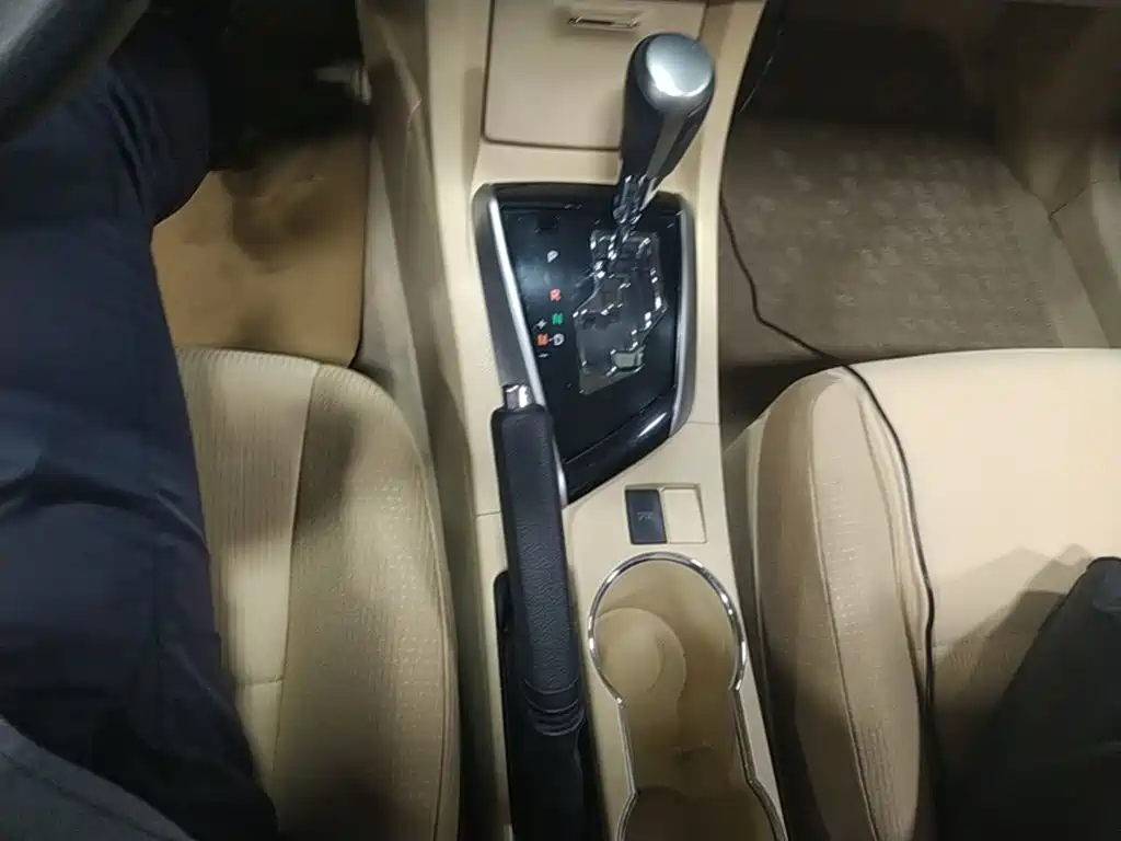Toyota Corolla — миниатюра 14