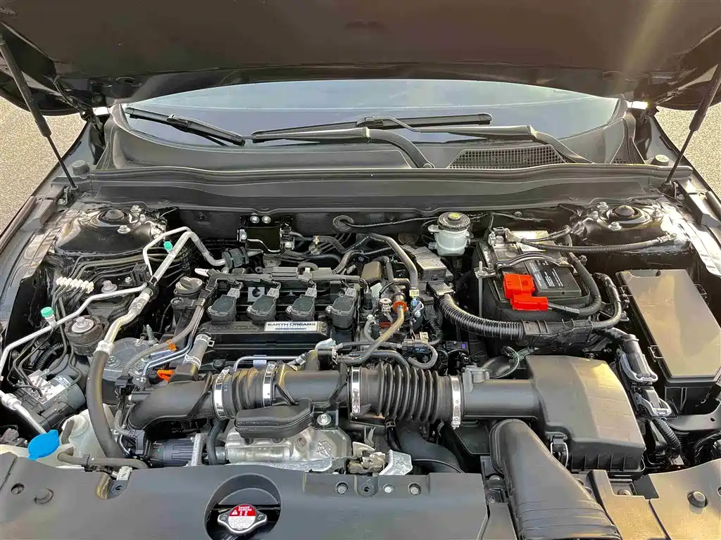 Honda Accord 2018 260TURBO Elite V