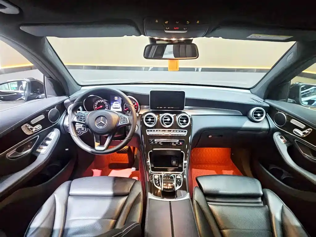 Mercedes-Benz GLC 2019 GLC 260 L 4MATIC Luxury