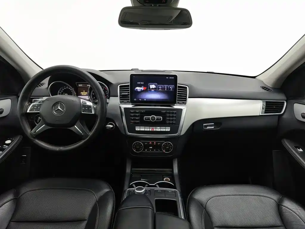 Mercedes-Benz M-Class — миниатюра 5