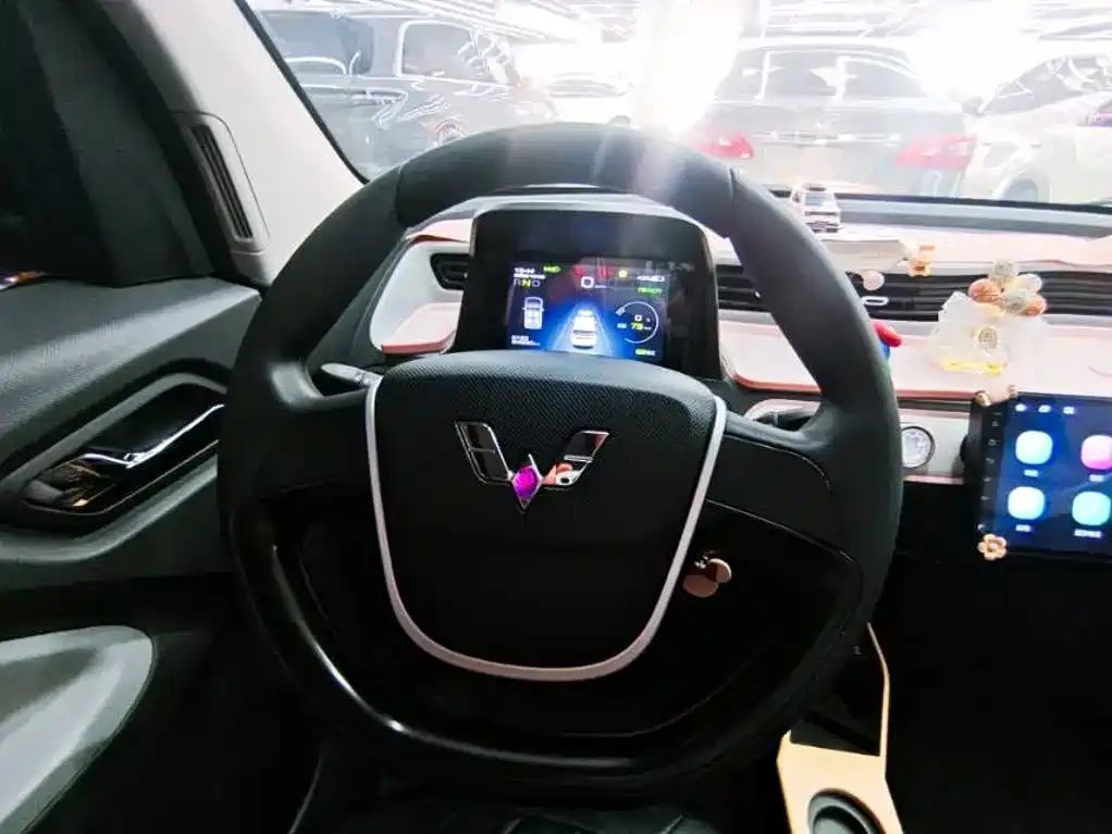 Wuling MINIEV — миниатюра 13