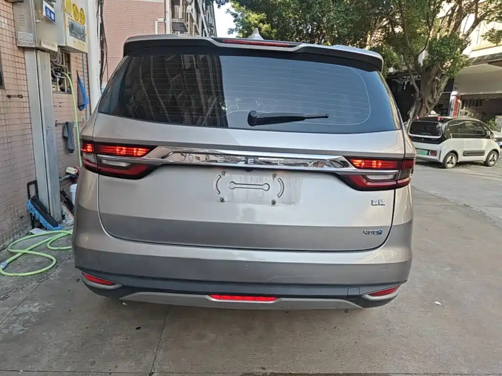 Geely Jia Ji New Energy — миниатюра 6