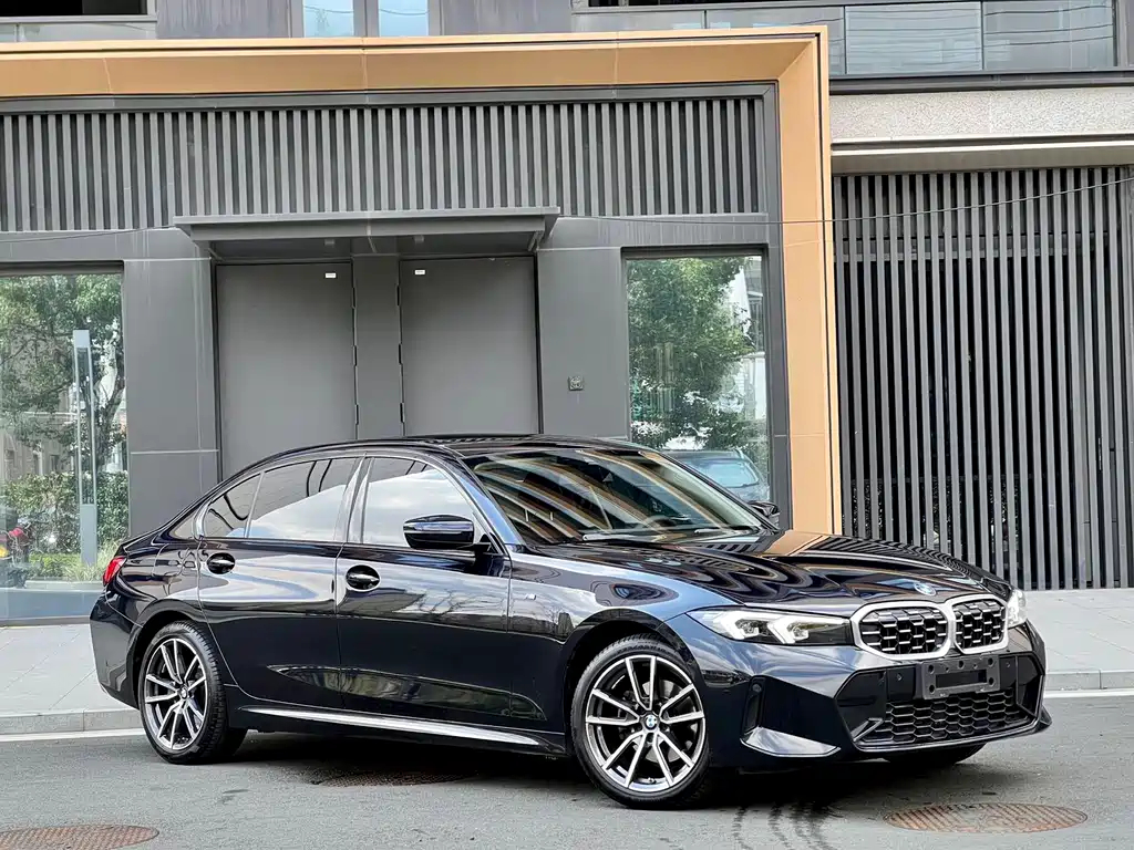 BMW 3 Series — миниатюра 3